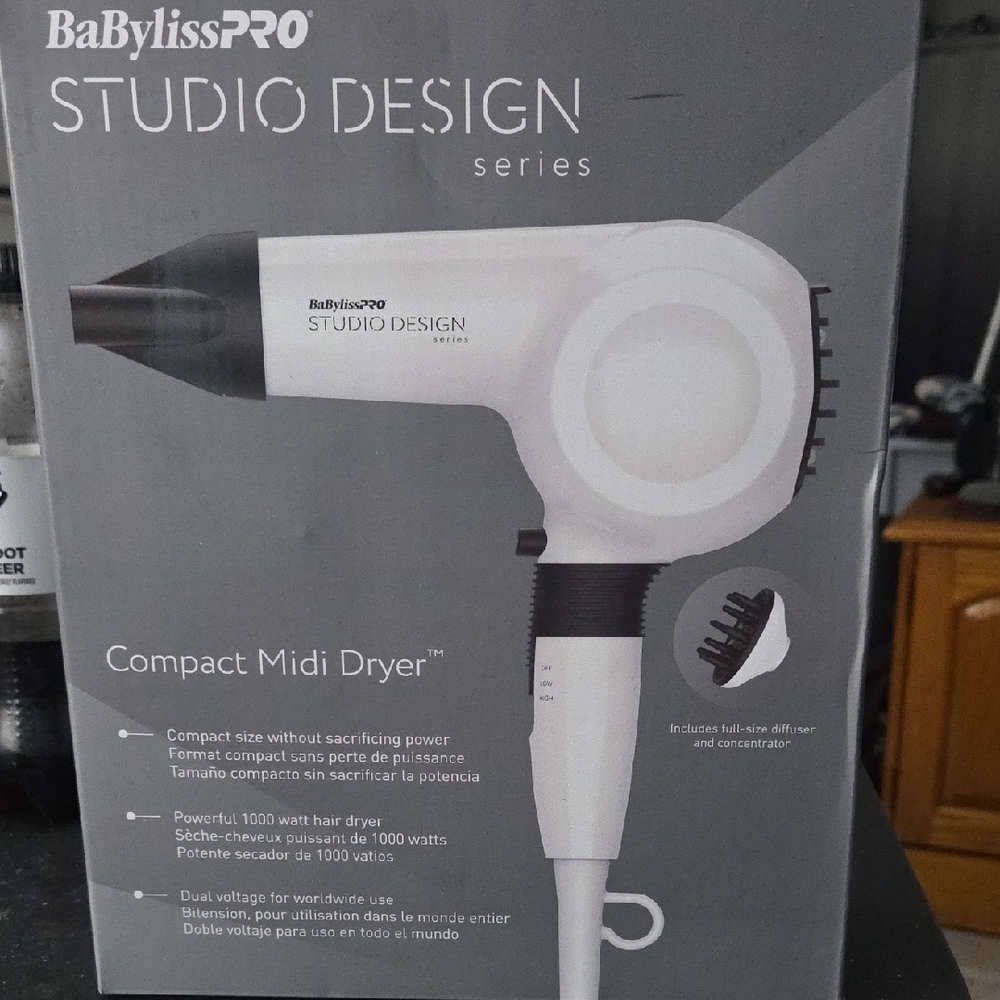 BaByliss White and Black Studio Design Compact Midi Hair Dryer